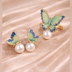 Vintage Luxury Craftsmanship Elegant Butterfly Pearl Ring Earrings Set